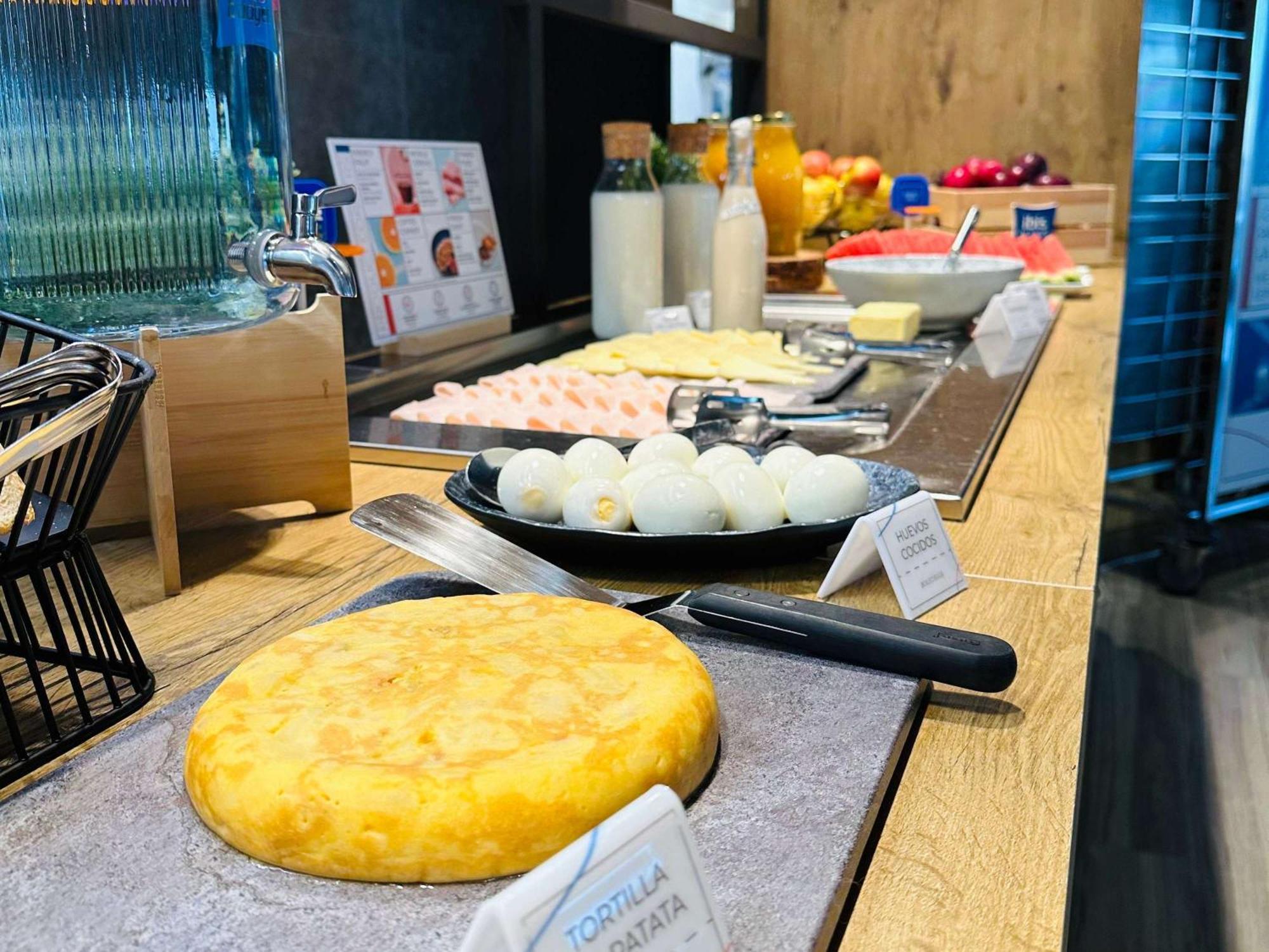 Ibis Budget Madrid Alcorcon Mostoles Bagian luar foto