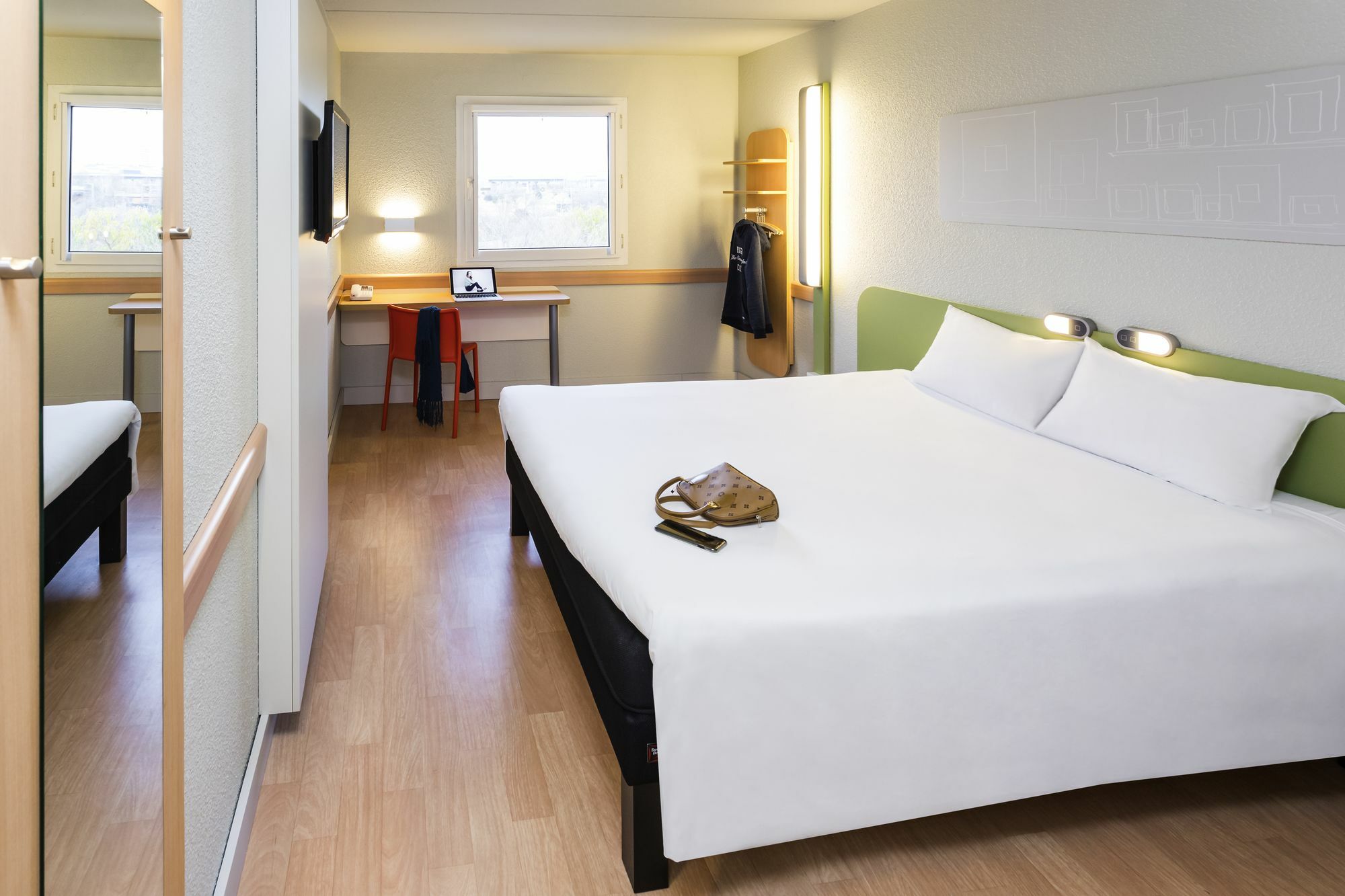 Ibis Budget Madrid Alcorcon Mostoles Bagian luar foto