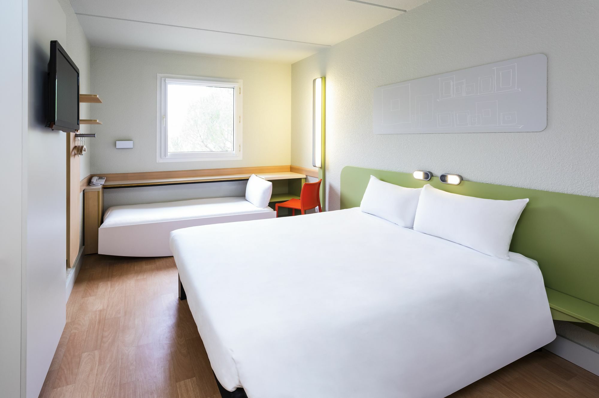 Ibis Budget Madrid Alcorcon Mostoles Bagian luar foto
